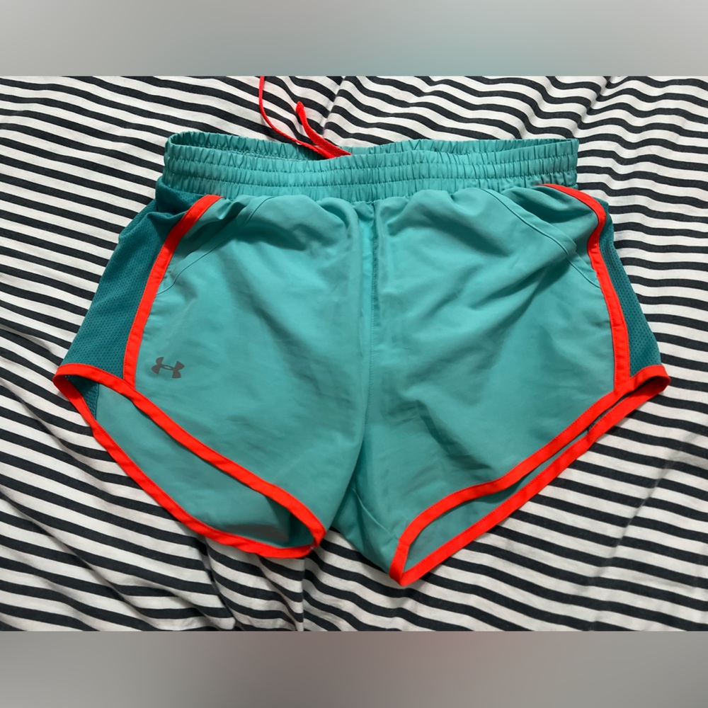 Under armour dry fit women running shorts